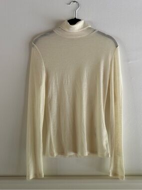 Insisfemme off white turtneck wool top